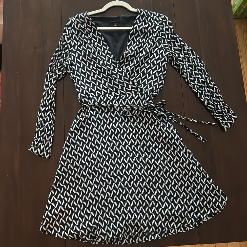 Business causal dress